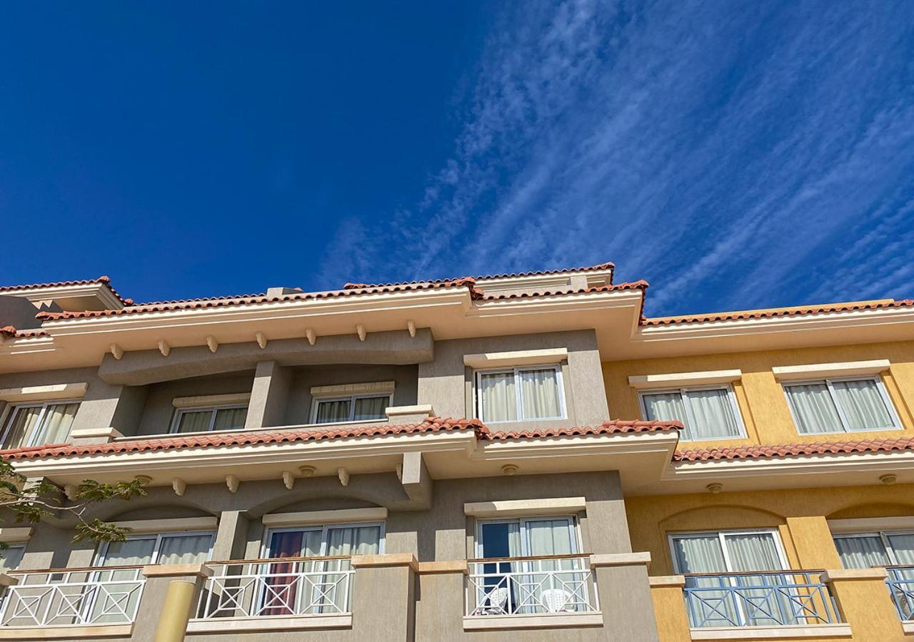 Fully Equipped Apartments Pool & Mountains View In Porto Sharm Resort Bagian luar foto